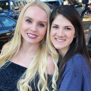 Meet your Posher, Laura